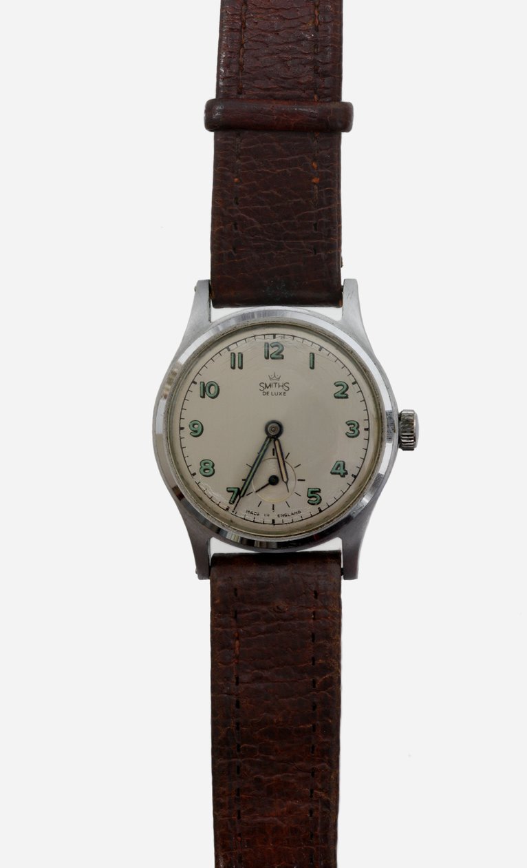 Reloj de pulsera hecho por Smiths Deluxe de English School