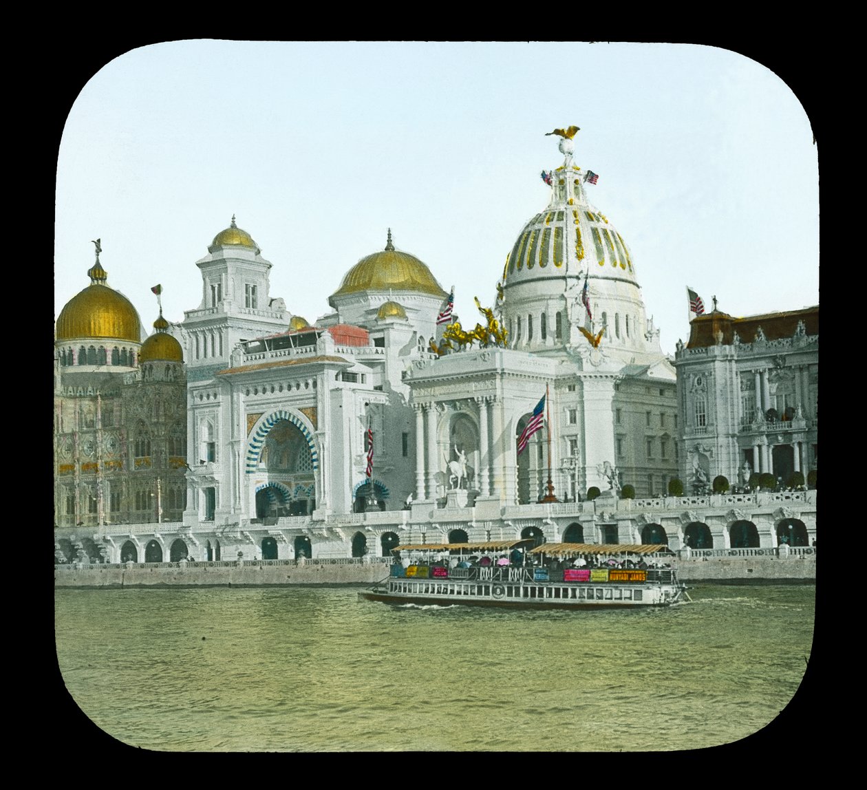 Exposición de París: Quai des Nations, el Pabellón Otomano y el Pabellón de los Estados Unidos, 1900 de French Photographer
