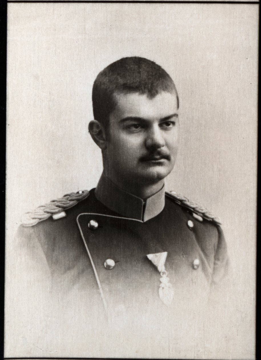 Retrato de Alejandro I Obrenovic de Serbia (1876-1903), Rey de Serbia de French Photographer
