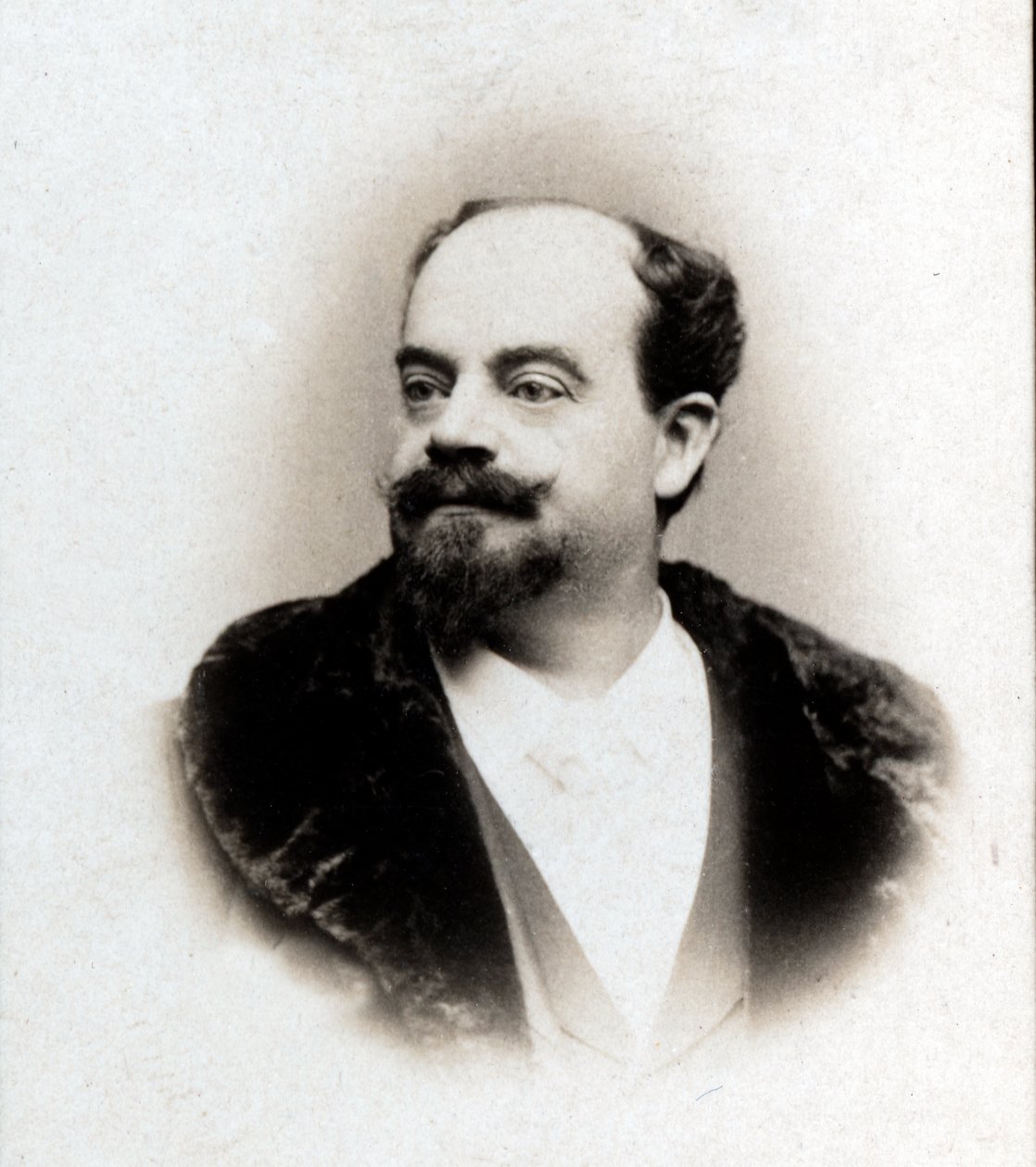 Retrato de Gabriel Ferrier (1847-1914), pintor francés de French Photographer