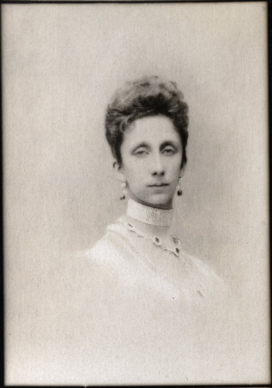 Retrato de la Princesa María Luisa de Borbón Parma (1870-1899), Princesa consorte de Bulgaria de French Photographer
