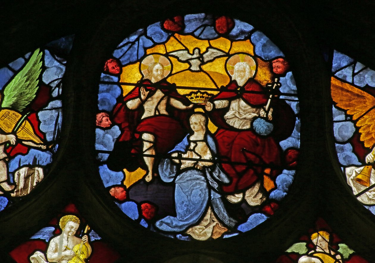 Ventana que representa la Coronación de la Virgen por la Trinidad, c.1495 de French School