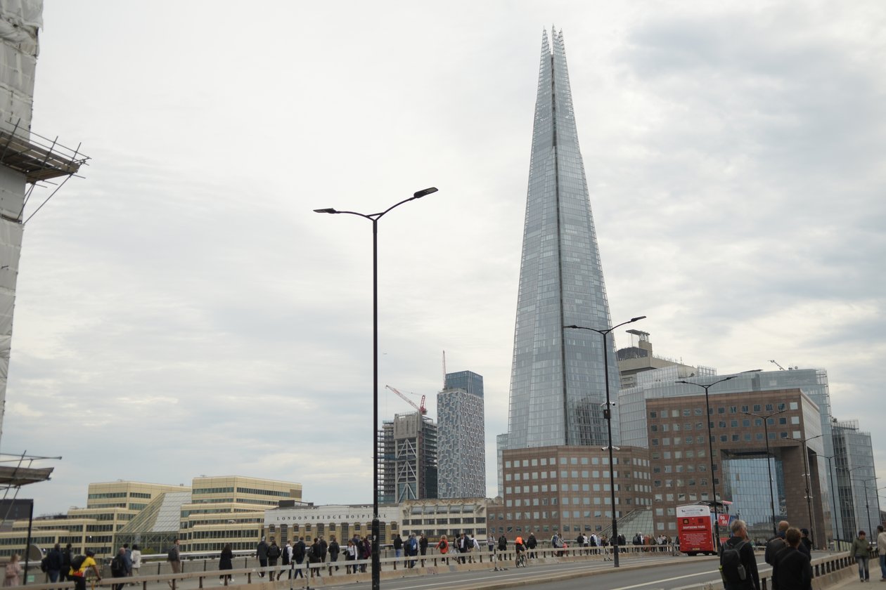El Puente de Londres sobre el río Támesis, en el corazón de Londres de Albert Mansour