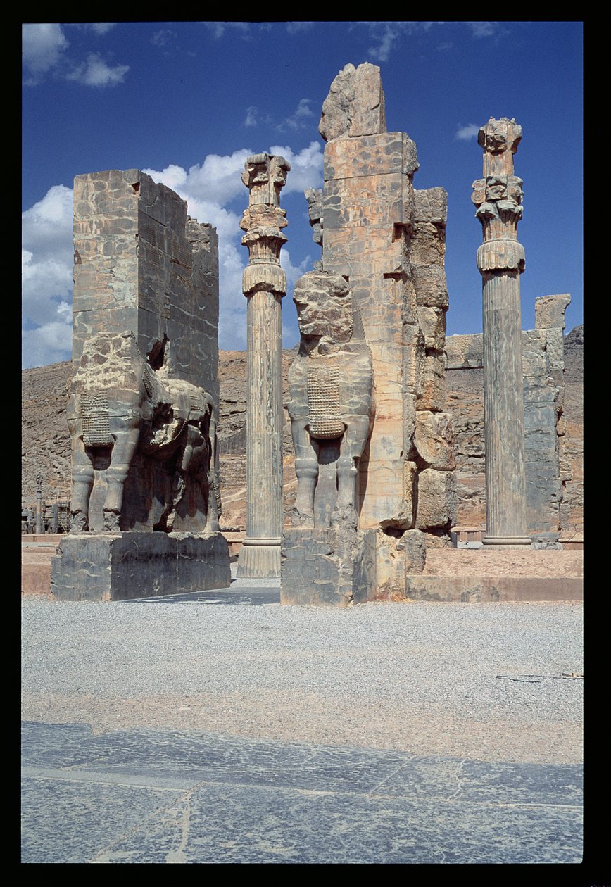 La Puerta de Todas las Naciones de Achaemenid