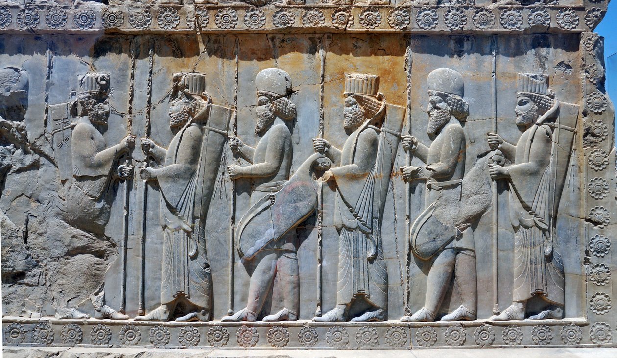Escultura mural que representa a la Guardia Real, Tachara, Persépolis, c. siglo VI-V a.C. de Achaemenid