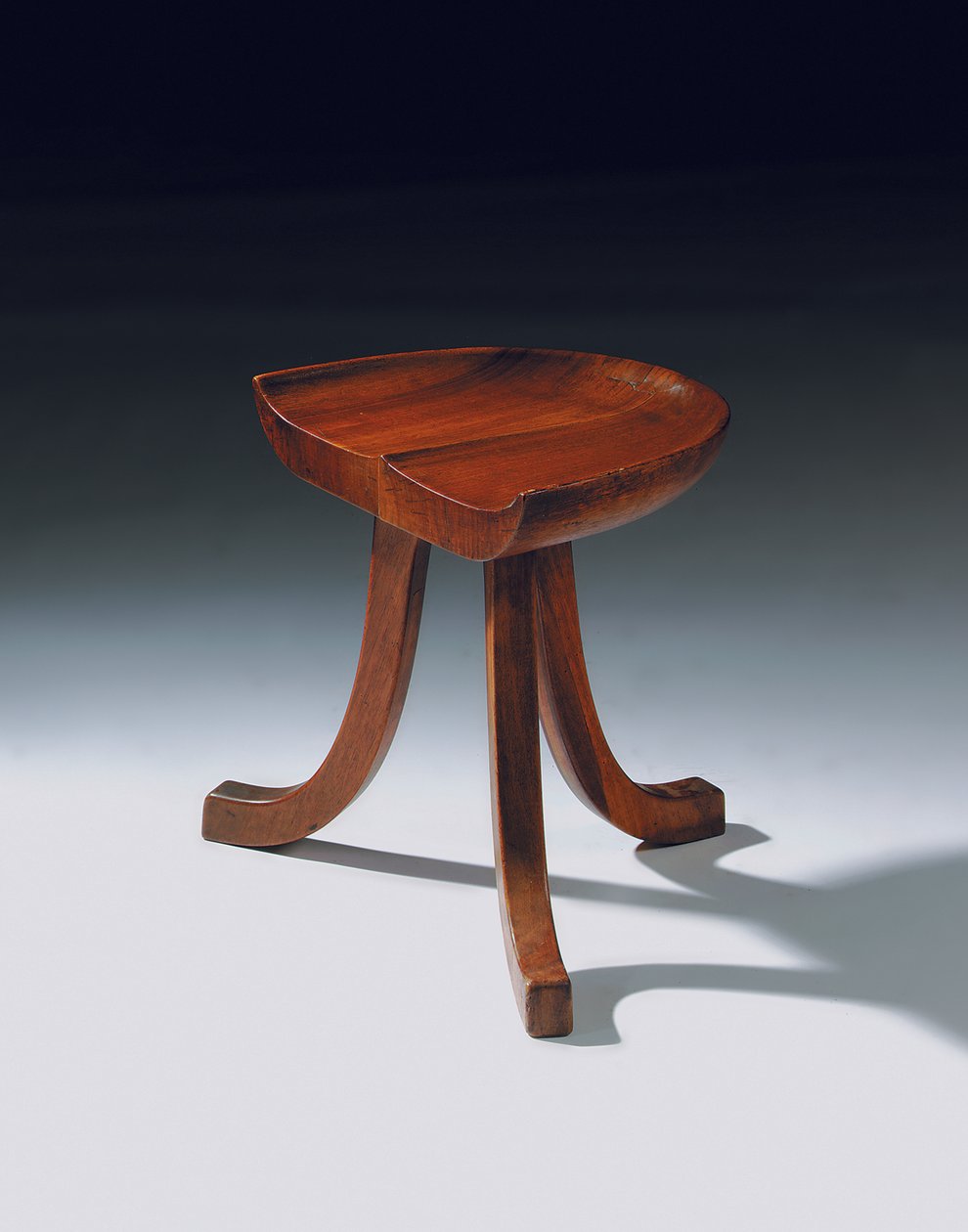 Taburete de tres patas, c.1903 de Adolf Loos