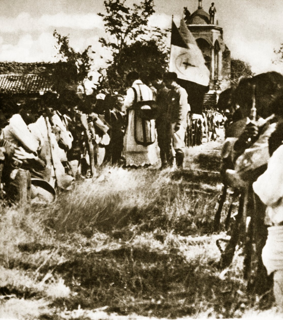 Un grupo de Cristeros reunidos para devociones secretas, c.1926 de Agustin Victor Casasola