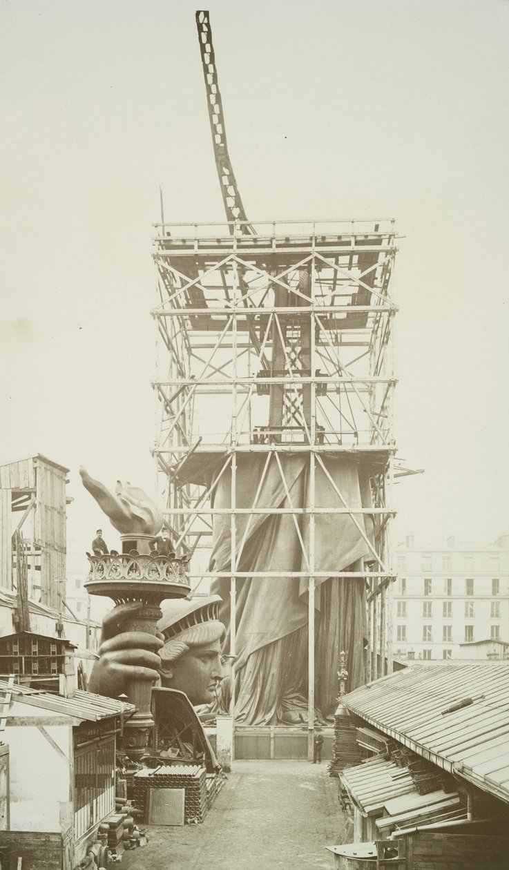 Montaje de la Estatua de la Libertad, 1883 de Albert Fernique