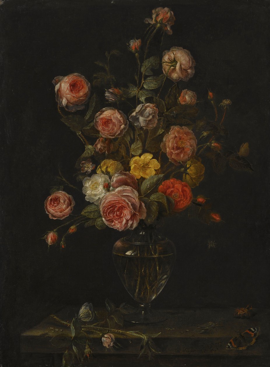 Naturaleza muerta con rosas rojas, blancas y rosas en un jarrón de cristal sobre una repisa de piedra con mariposas, un saltamontes y un escarabajo. de Alexander Adriaenssen