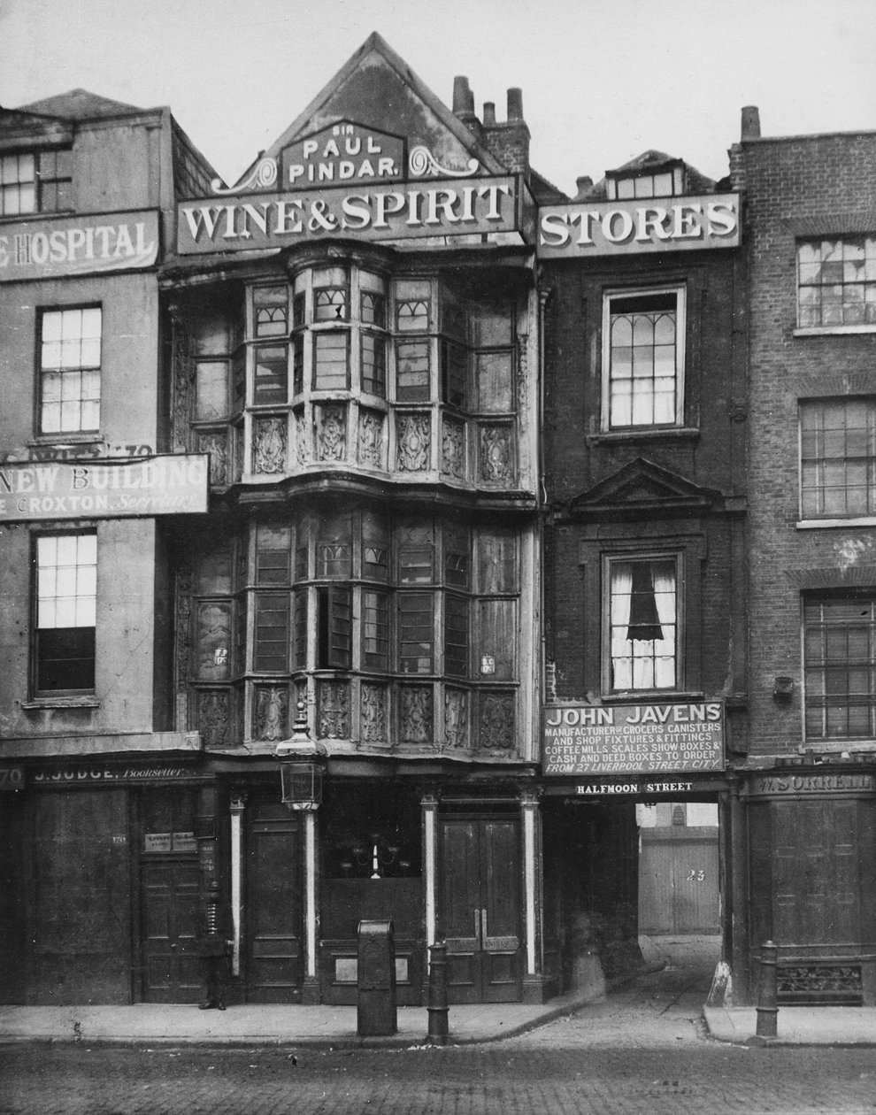 El Sir Paul Pindar, Bishopsgate Street, c.1878 de Alfred and John Bool