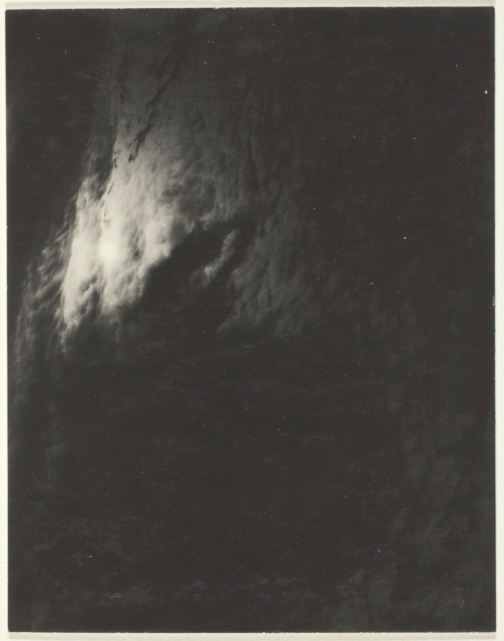 Equivalente, del Conjunto A (Tercer Conjunto, Impresión 8) de Alfred Stieglitz