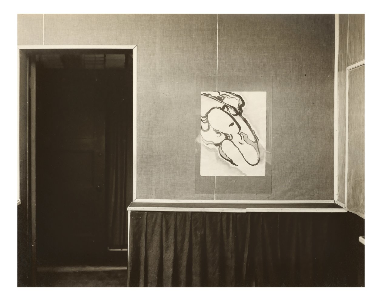 Sala Principal - Pared, junto a la puerta, izquierda de Alfred Stieglitz