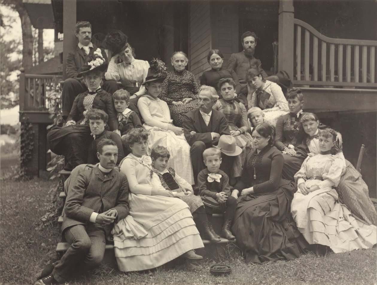 La familia Stieglitz en Oaklawn, Lake George de Alfred Stieglitz