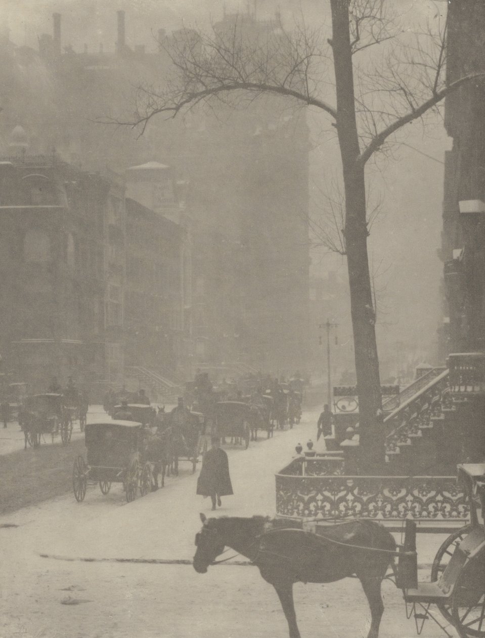 La calle, Quinta Avenida de Alfred Stieglitz