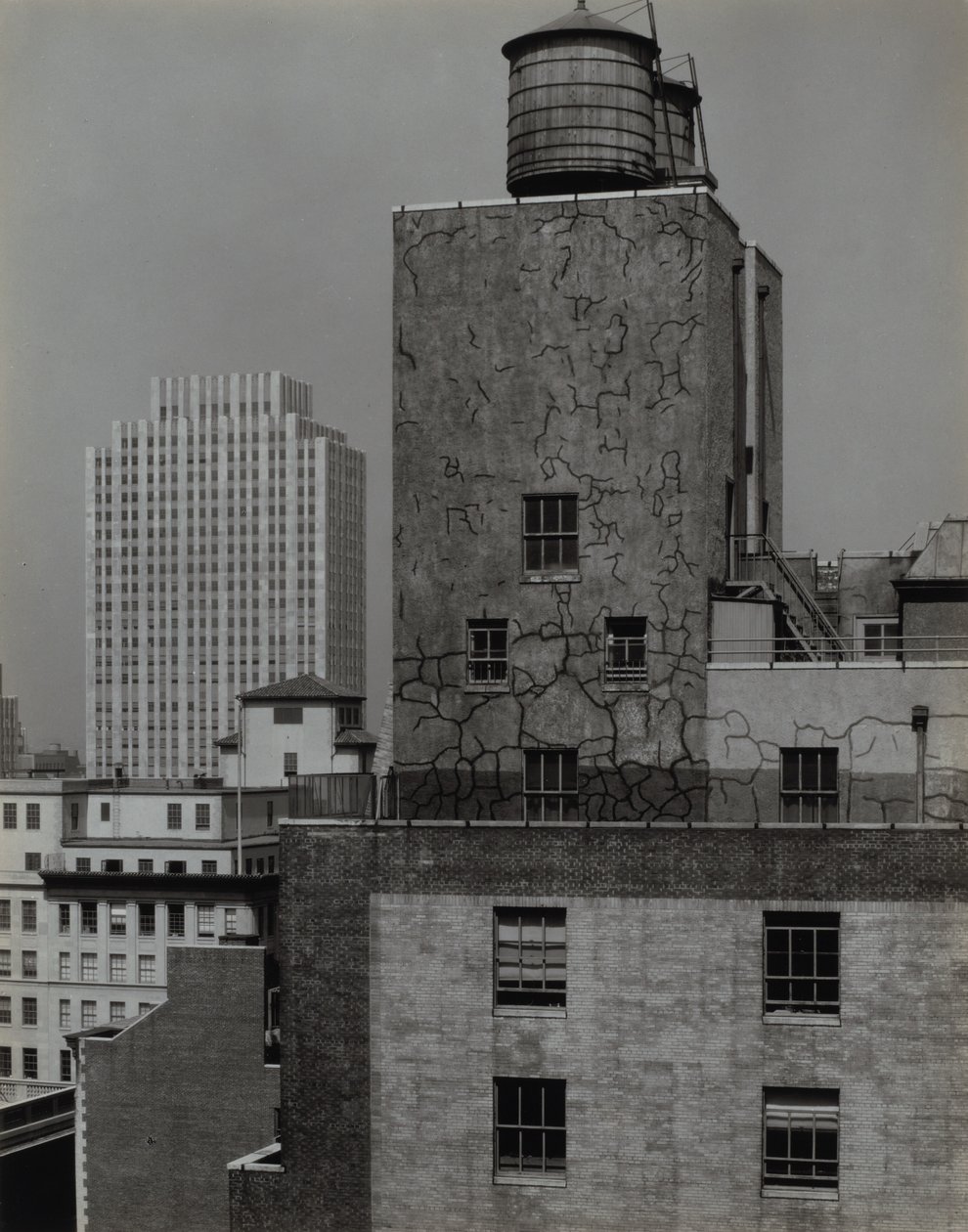 Torre de agua y Radio City, Nueva York de Alfred Stieglitz