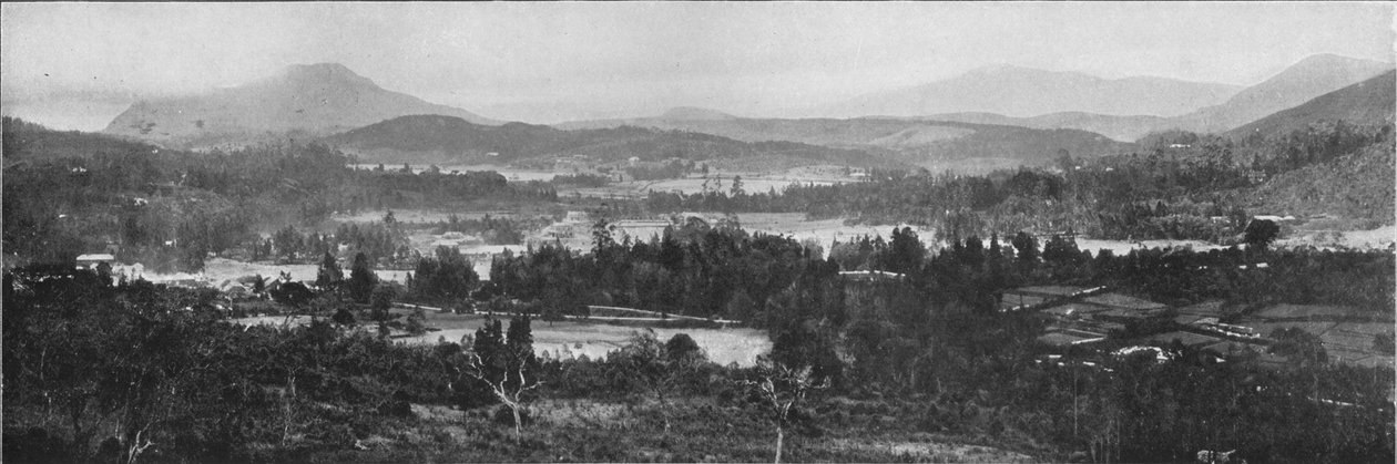 Vista general de Nuwara Eliya, c. 1890 de Alfred William Amandus Plate