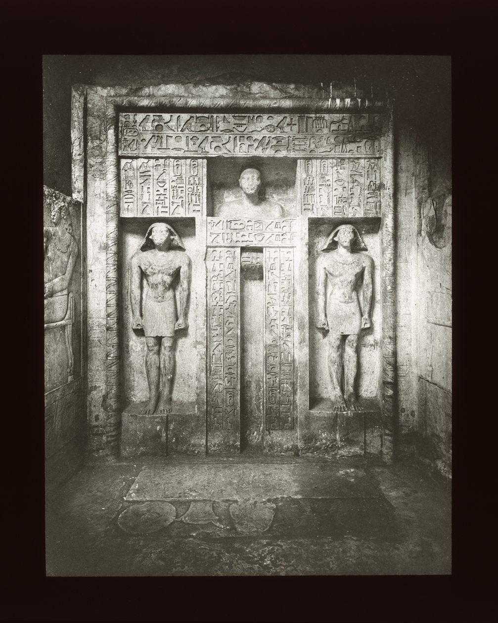 Capilla de la Tumba de Nefer-Seshem-Ptah, Saqqara, VI Dinastía de American Photographer