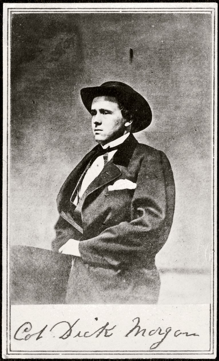 Coronel Dick Morgan (foto b/n) de American Photographer