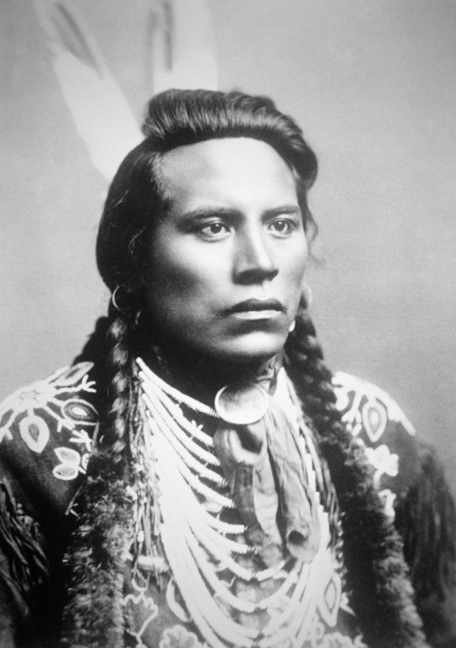 Curley, de la tribu Crow, uno de los exploradores de Custer de American Photographer
