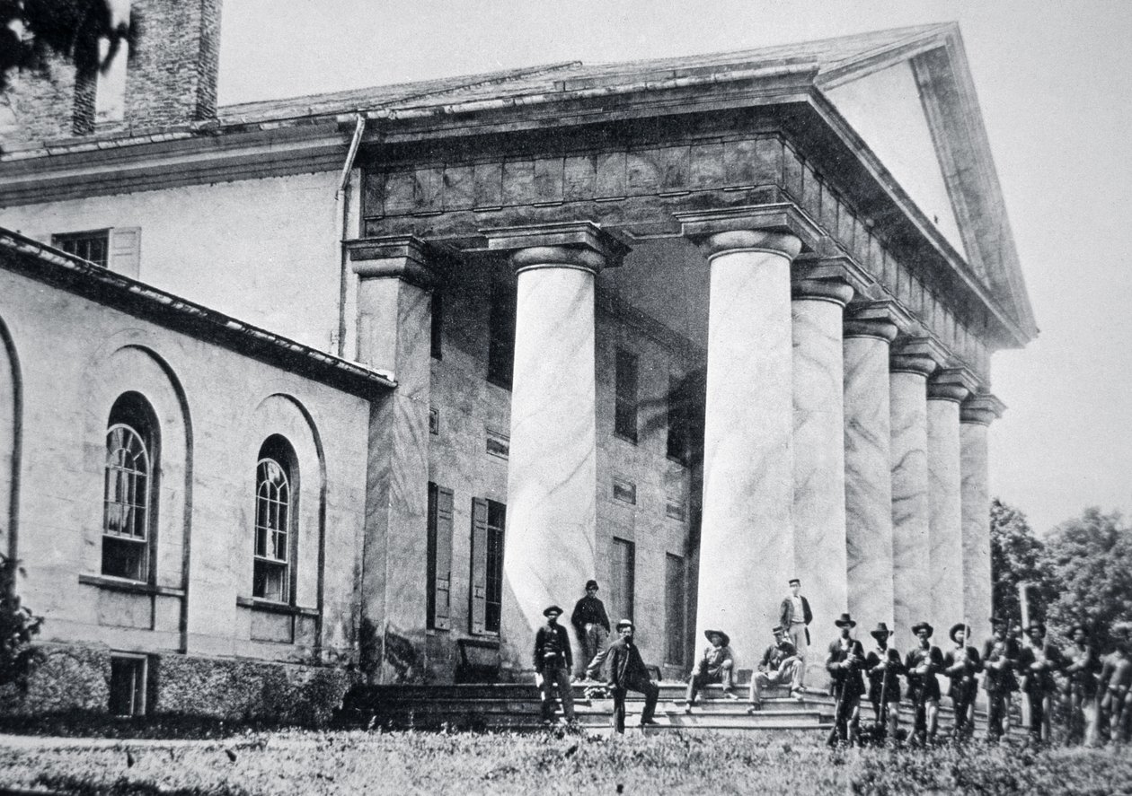 Tropas federales ocupando la mansión de Robert E. Lee, Arlington House de American Photographer