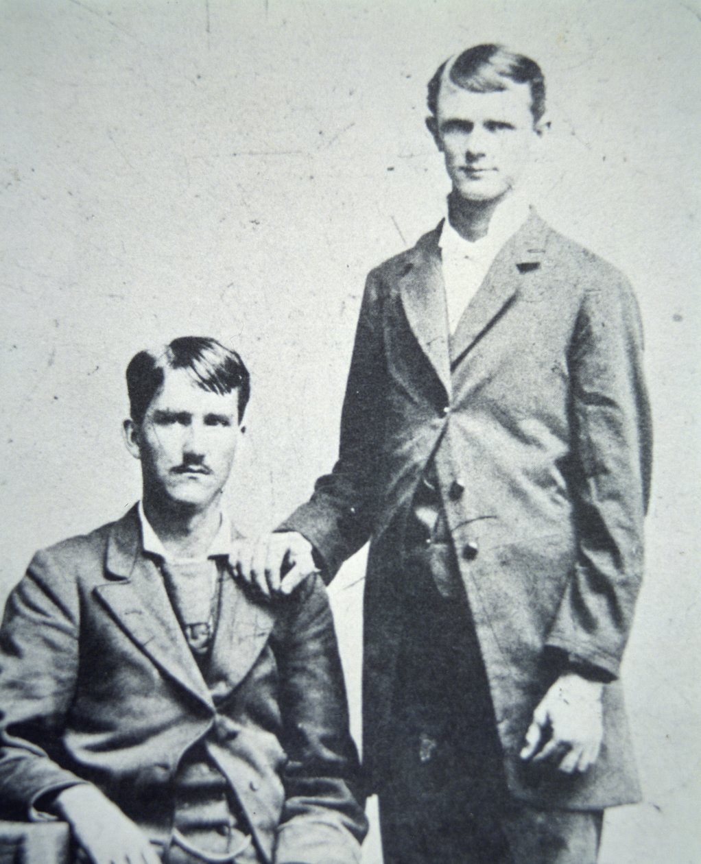 Frank (1843-1915) y Jesse James (1847-82) c.1870 de American Photographer