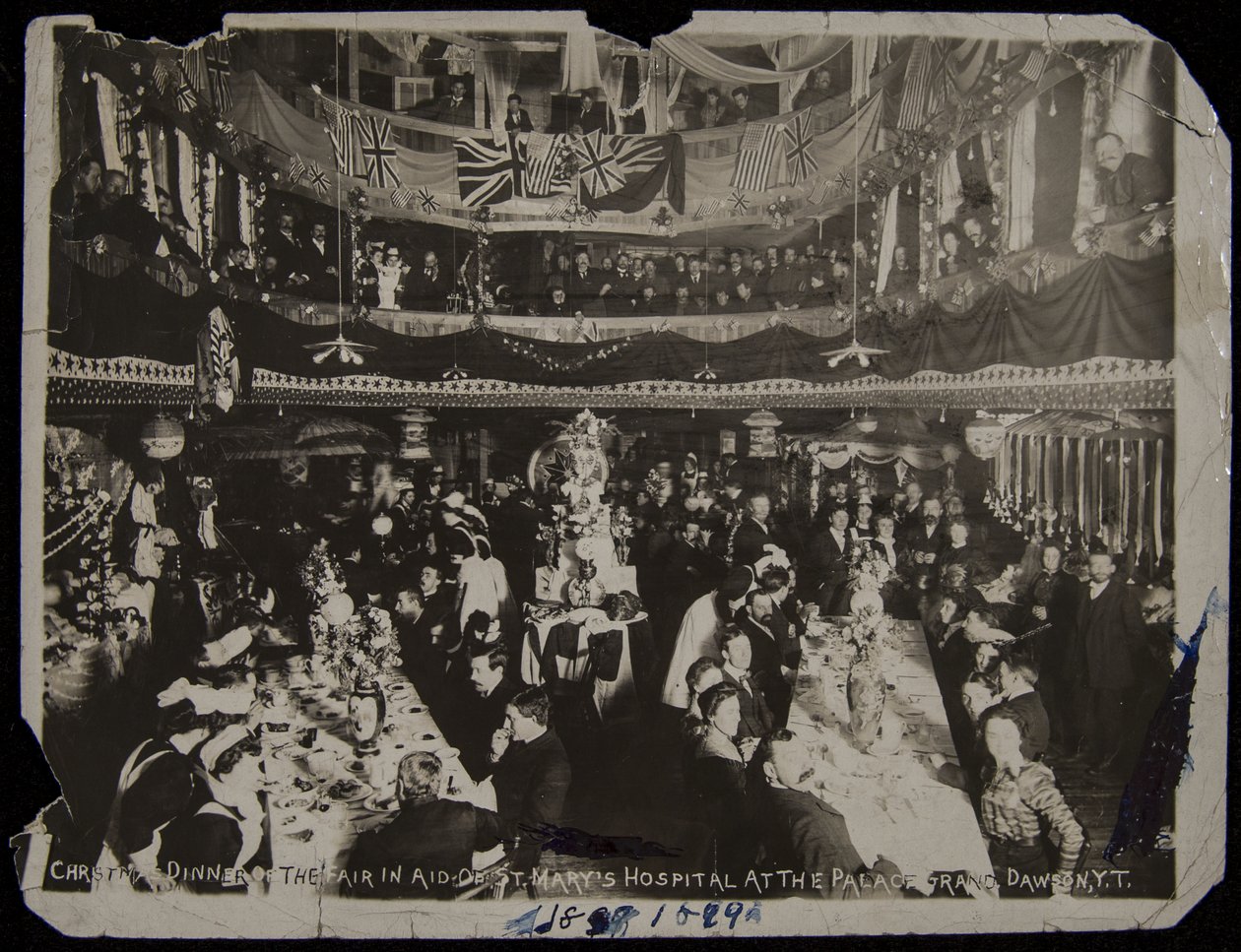 Gran Baile a beneficio del Hospital St. Mary, Dawson de American Photographer