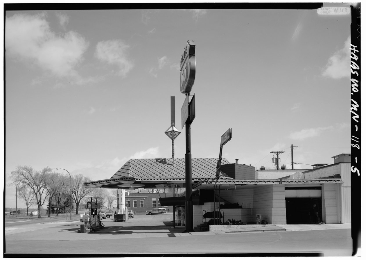 Estación de servicio de la compañía petrolera Lindholm, Cloquet, Minnesota de American Photographer