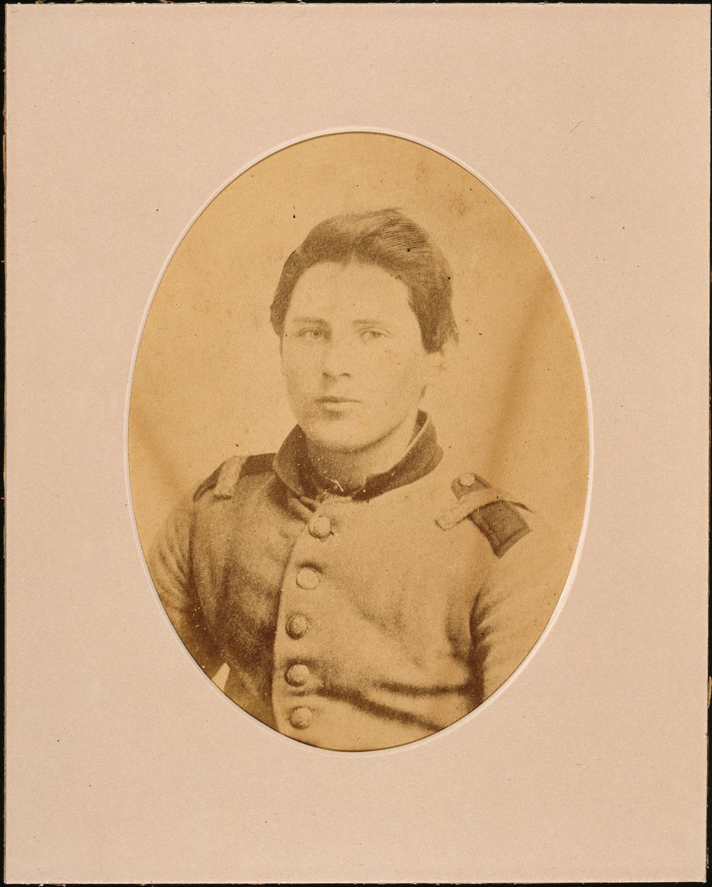 Retrato de un soldado no identificado (foto sepia) de American Photographer