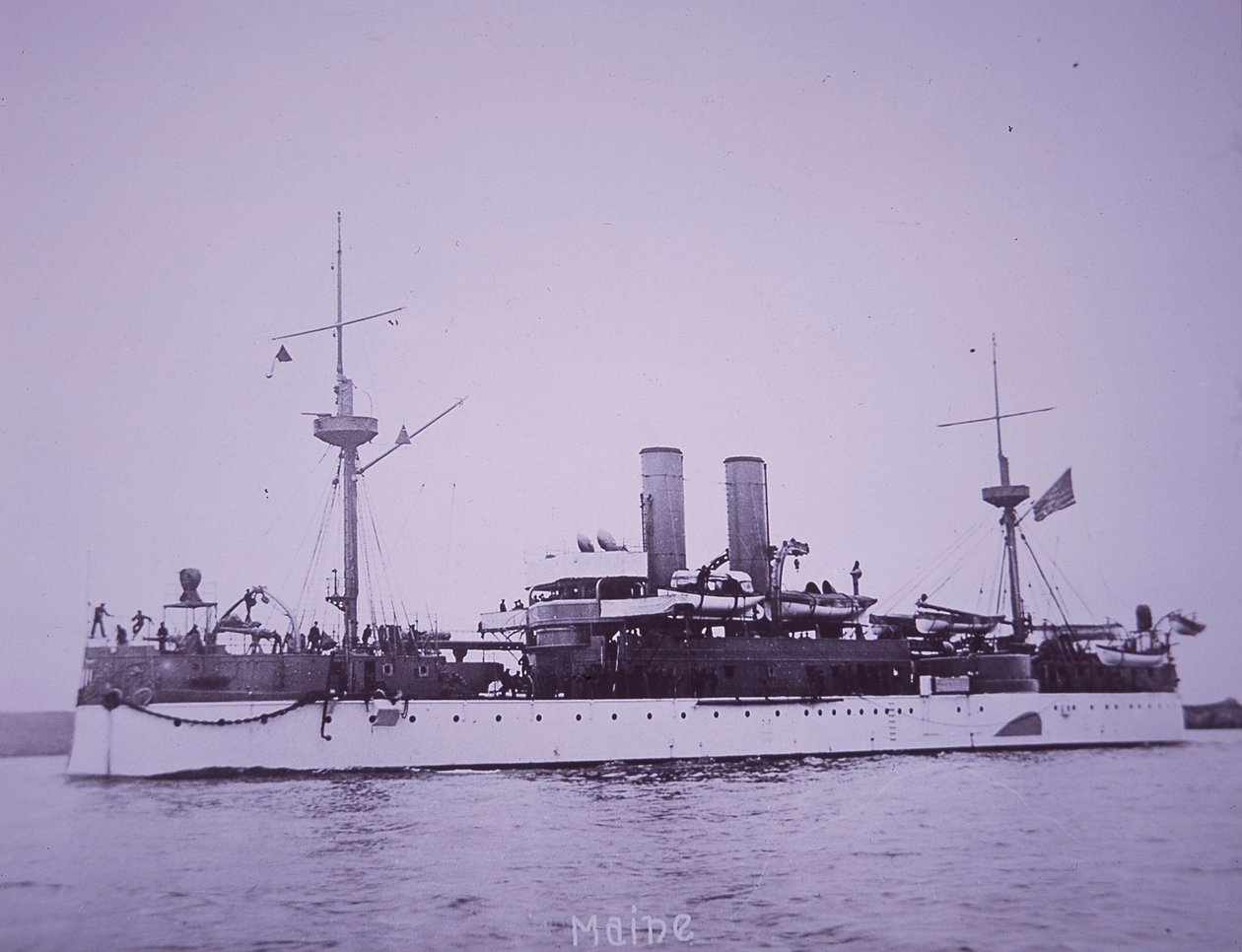 USS Maine, luego hundido en el puerto de La Habana de American Photographer
