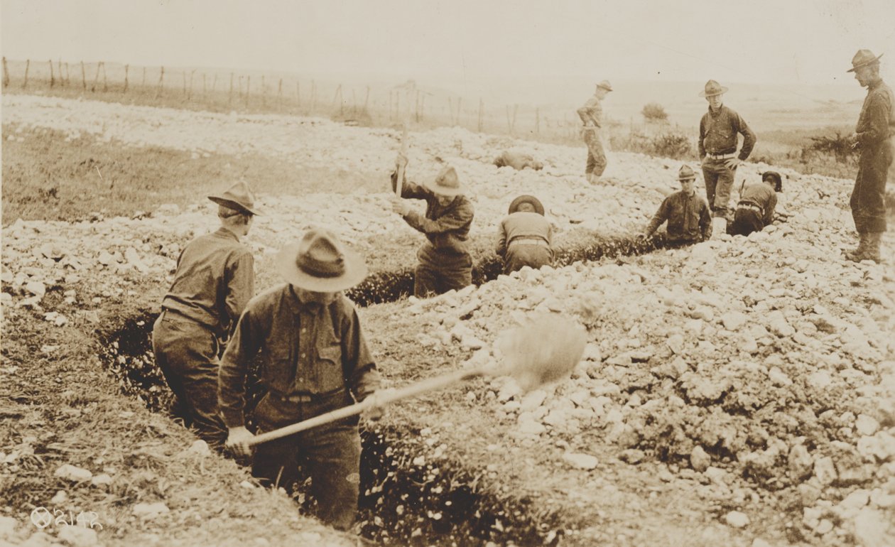 Marines de EE.UU. cavando en Francia, 1917-19 de American Photographer
