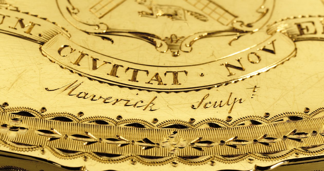 (detalle) de la Caja de la Libertad de John Jay de American School