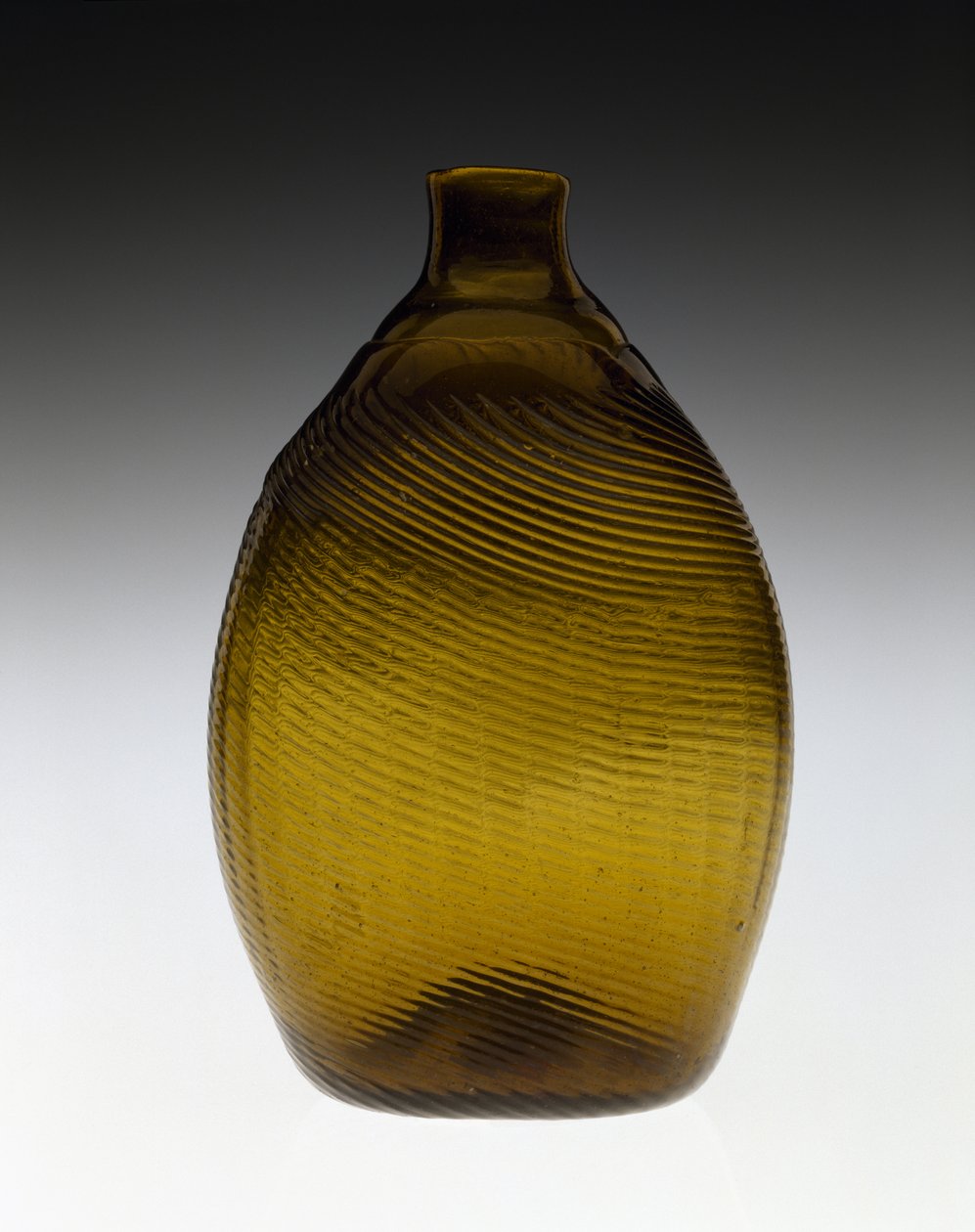 Botella de bolsillo de American School