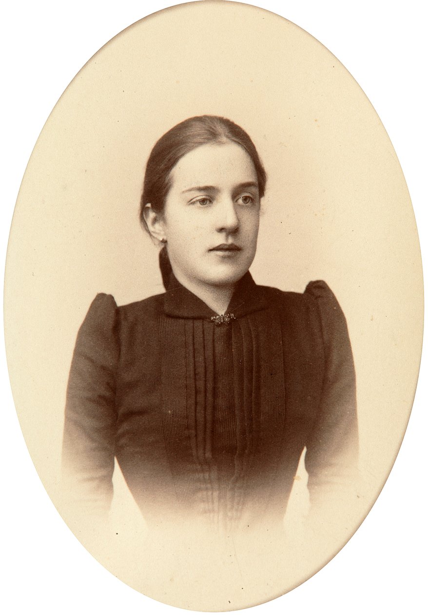 Alexandra Treugut de Andrei Deniere