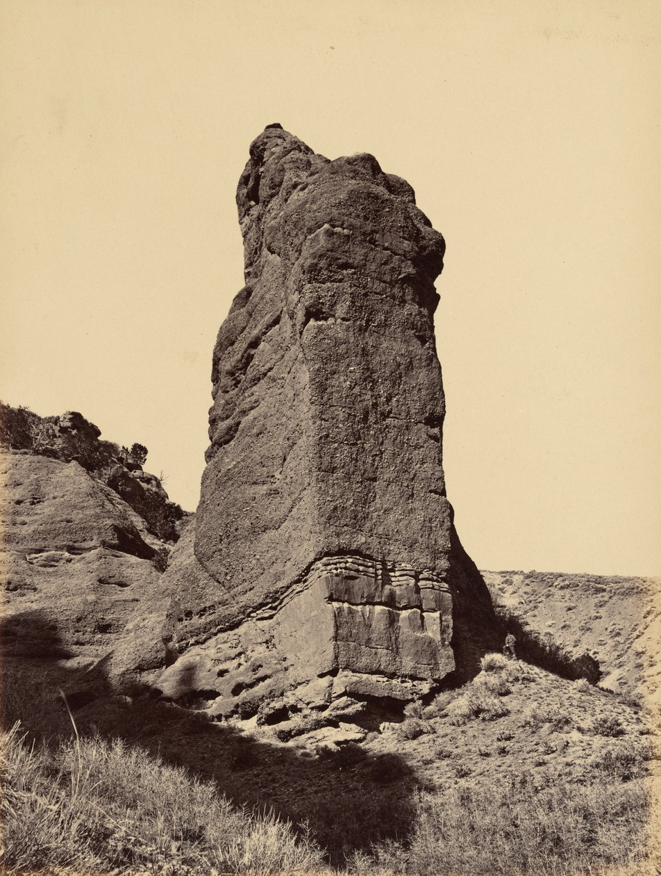 Lámina 31. Monument Rock, Mouth of Echo Canon,1869 (foto) de Andrew Joseph Russell