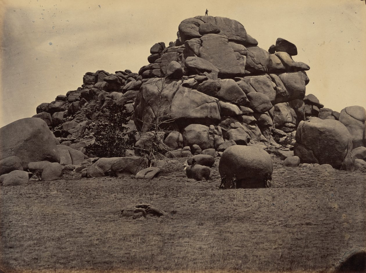 Lámina 6. Skull Rock,1869 (foto) de Andrew Joseph Russell