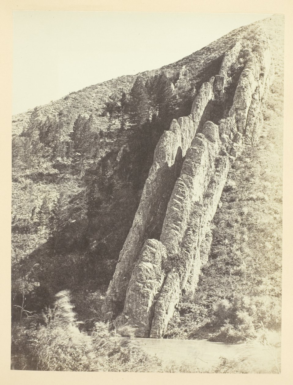 Rocas dentadas o tobogán del diablo, (vista cercana)-Weber Canon, Utah de Andrew Joseph Russell