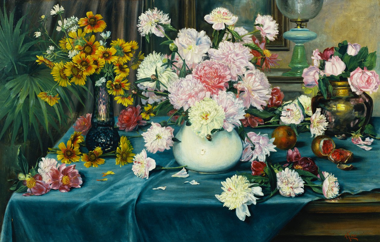 Peonías, Rosas y otras Flores en Jarrones sobre una Mesa cubierta con un Paño Azul, 1913 de Anna Knittel