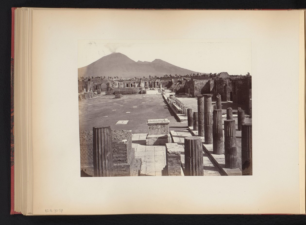 Vista de la Piazza del Foro en Pompeya, Italia de Anonymous