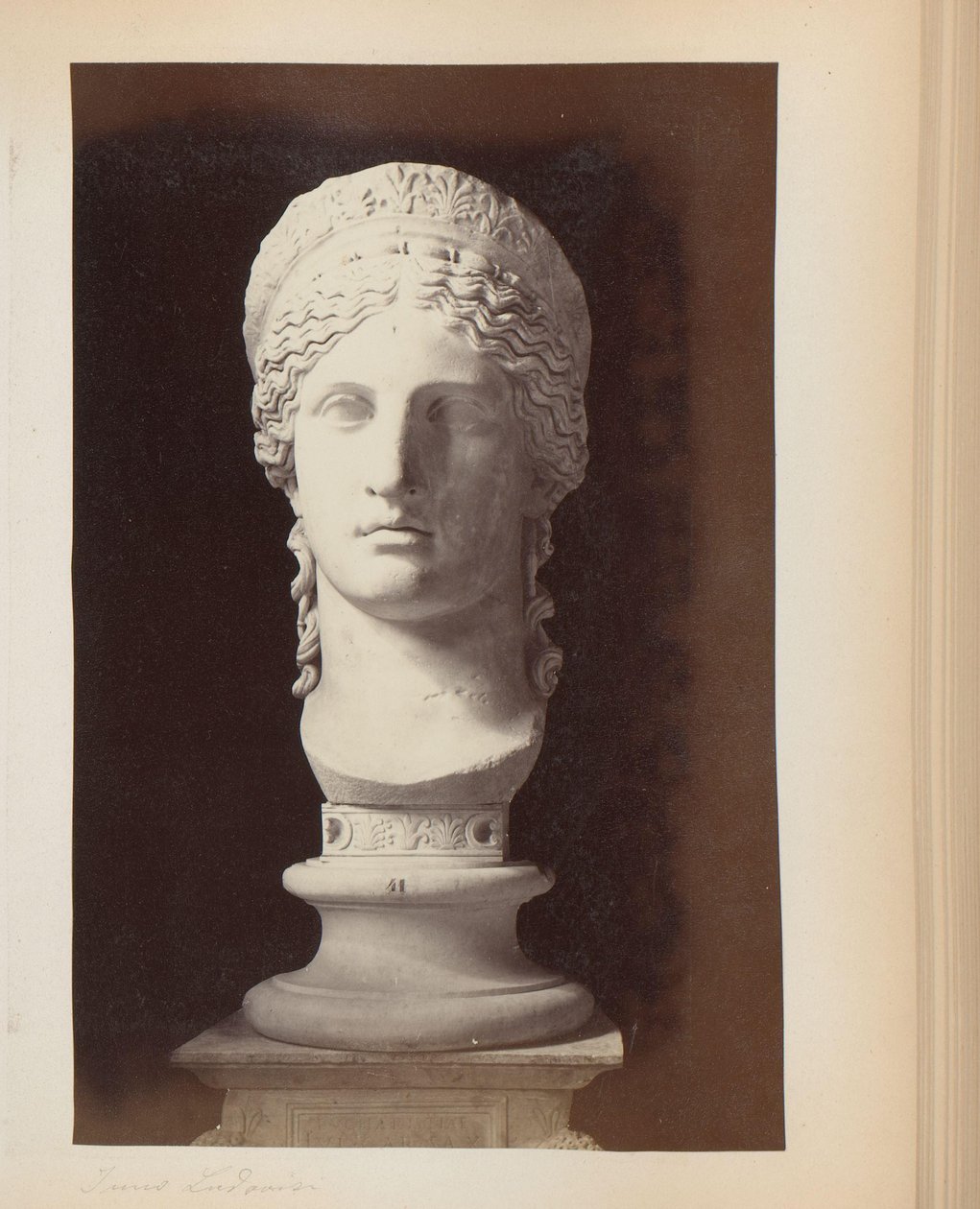 Escultura Juno Ludovisi en el Palazzo Altemps en Roma, Italia Juno Ludovisi (título sobre objeto) de Anonymous