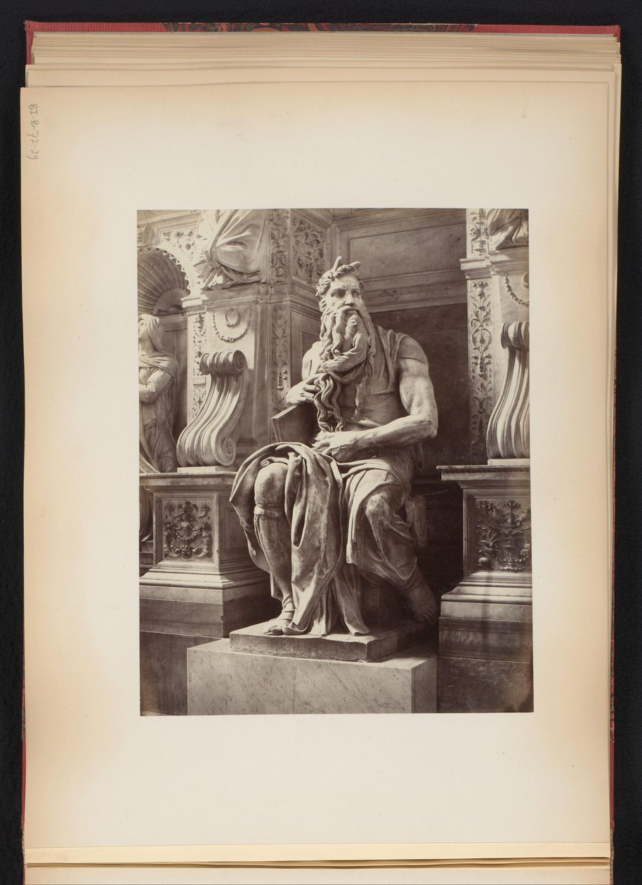 Escultura de Moisés de Miguel Ángel, monumento a Julio II, S. Pietro in Vincoli en Roma, Italia de Anonymous