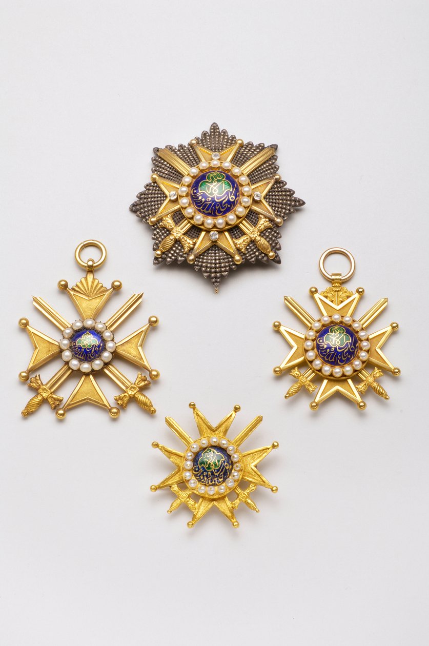 Afganistán - Orden del Imperio Durrani: placa de 1ª clase, 2º tercio del siglo XIX - insignia de 1ª clase, 2º tercio del siglo XIX - insignia de 1ª clase, 2º tercio del siglo XIX - insignia de pecho de 2ª clase, 2º tercio del siglo XIX de Anonymous Anonymous