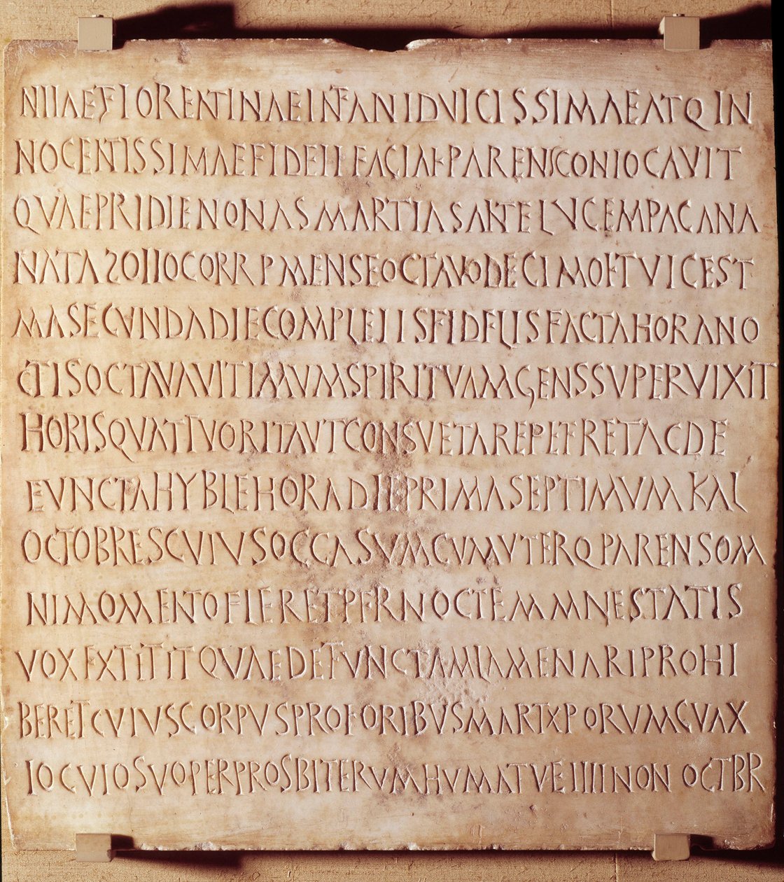 Antigüedad cristiana: inscripciones de Catania que describen el método de administración de bautismos y ritos funerarios, principios del siglo IV. Museo del Louvre, París de Anonymous Anonymous