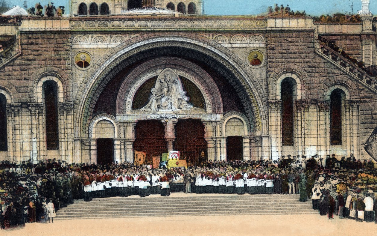 Entrada del Rosario y Bendición del Santísimo Sacramento - Lourdes - Altos Pirineos (65) alrededor de 1930. de Anonymous Anonymous