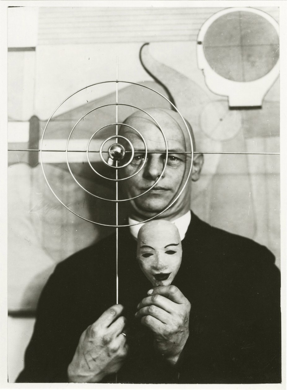 Oskar Schlemmer (1888-1943), Anónimo. Fotografía de Anonymous Anonymous