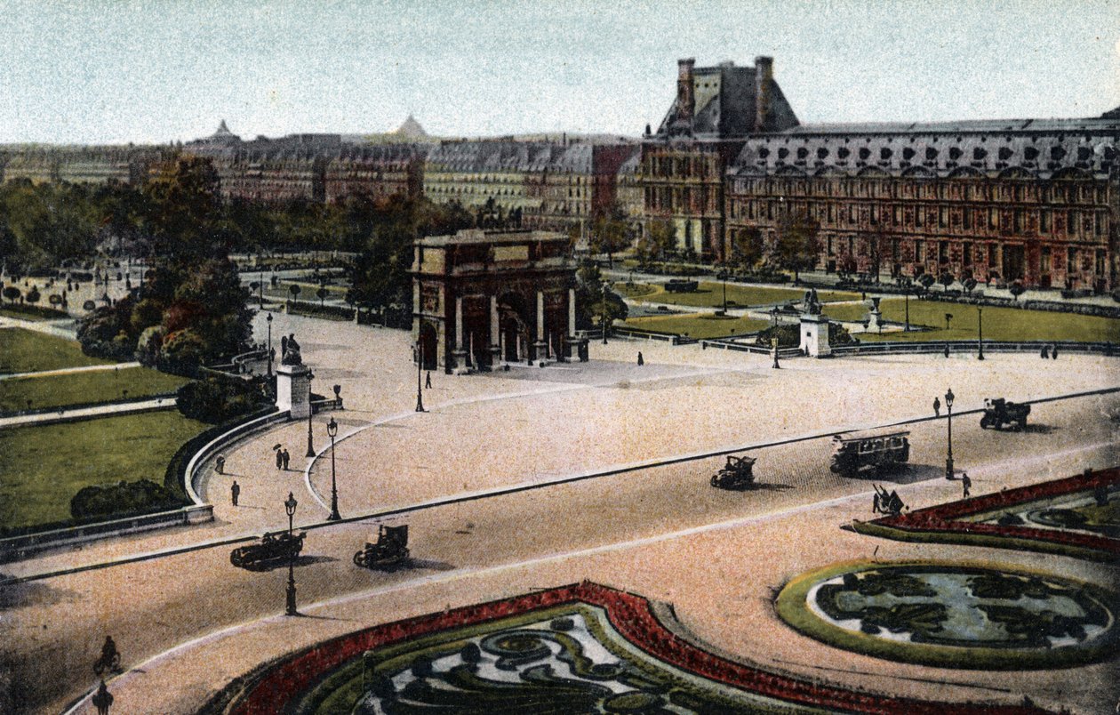 París: panorama de las Tullerías (jardín y palacio) y el Arco de Triunfo del Carrusel. Fotografía de 1920 en "Álbum Artístico" de la ciudad de París. Colección privada de Anonymous Anonymous