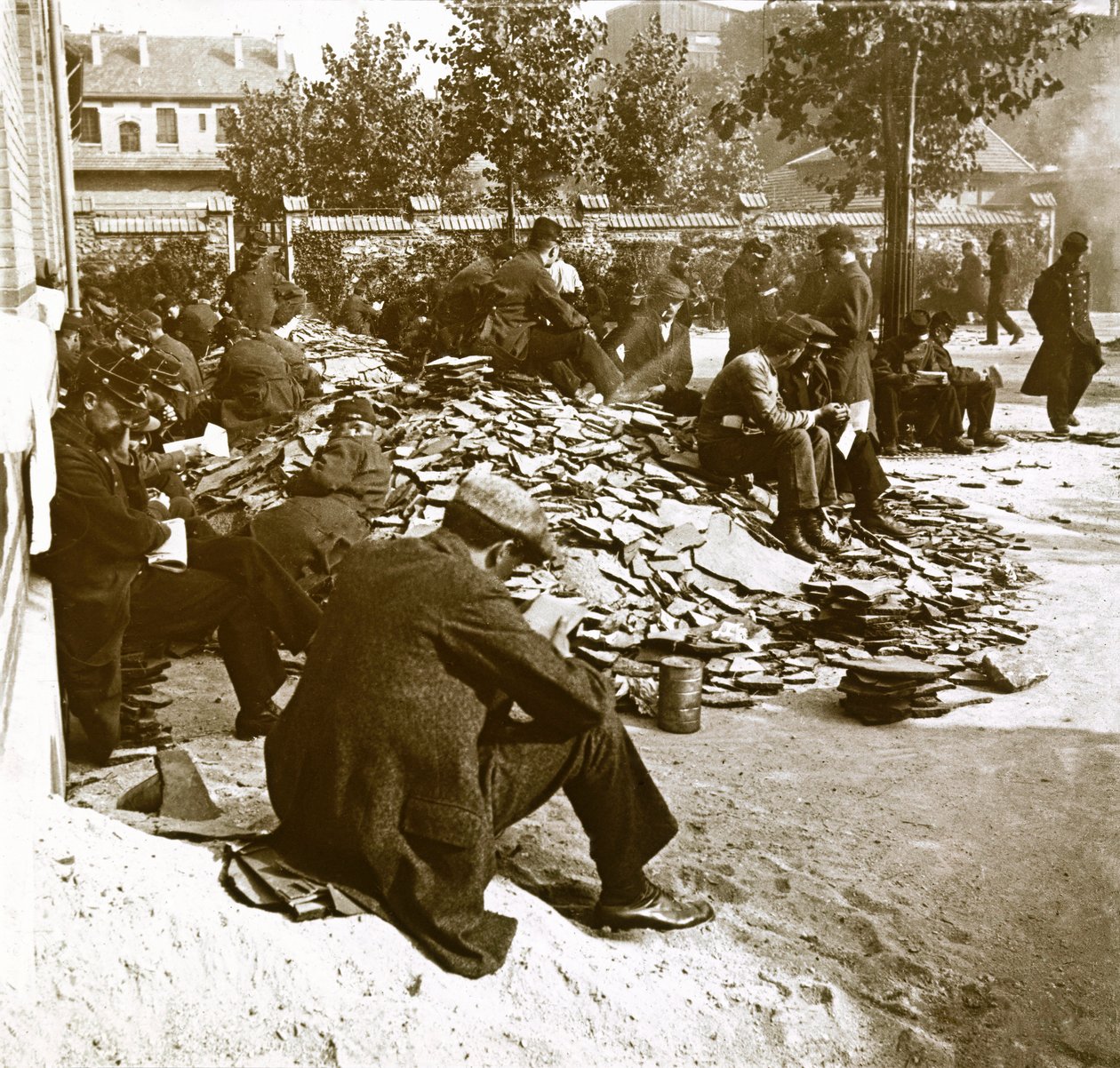 Fotografía - Placa de vidrio estereoscópica sobre la Primera Guerra Mundial: Reclutas en un cuartel parisino después de la movilización de Anonymous Anonymous