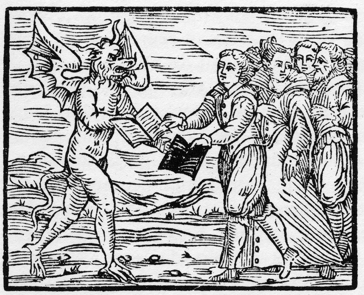 Satanás presenta un libro negro a los seguidores a cambio del libro de los Evangelios - 