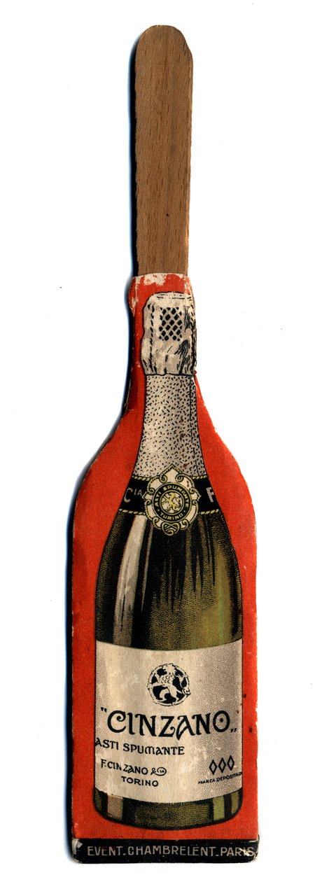 Pequeño abanico publicitario, objeto derivado de la promoción de la marca de vermut Cinzano, vino aperitivo italiano. Principios del siglo XX. Colección privada de Anonymous Anonymous