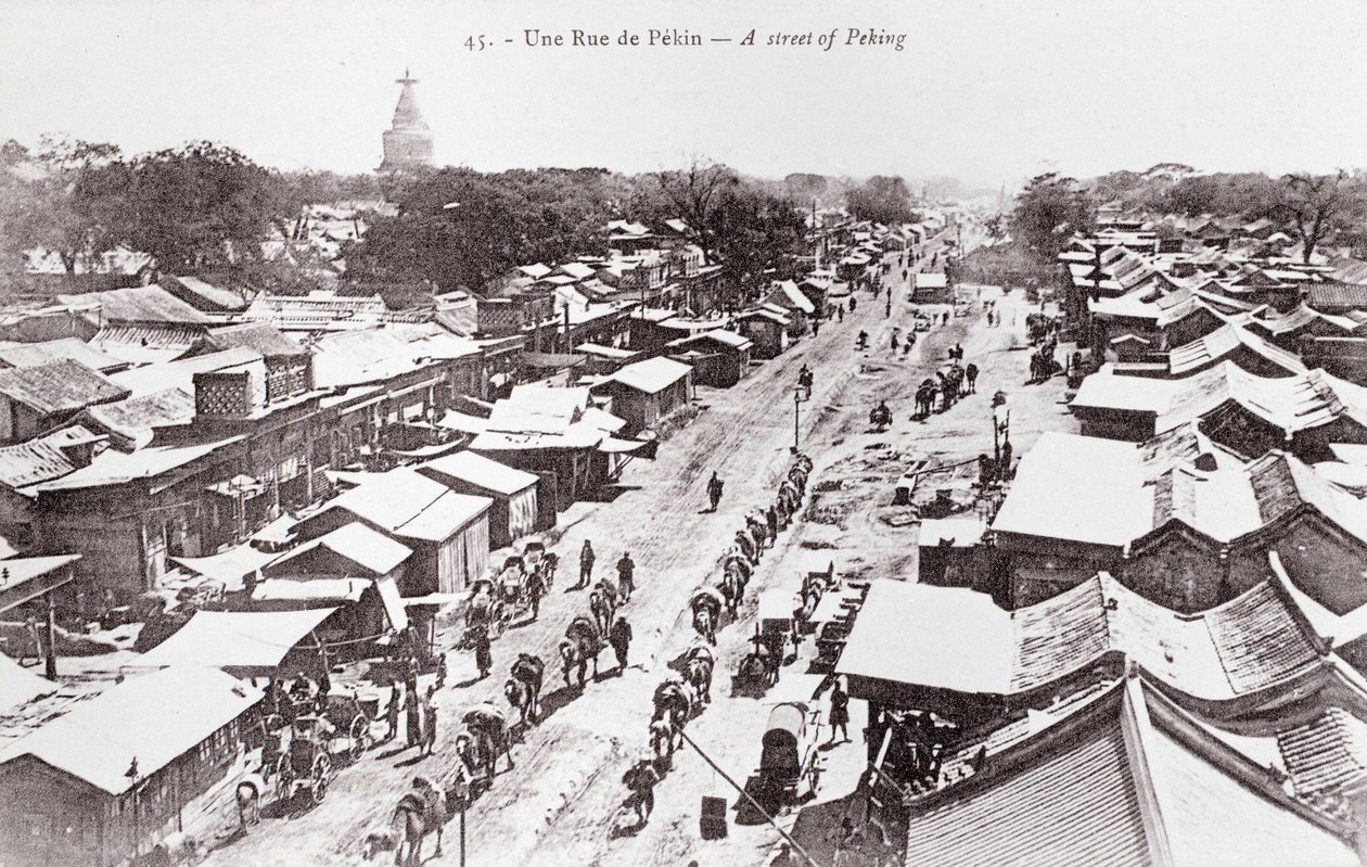 Vista de una calle en Pekín, China Fotografía de principios del siglo XX - Colección privada de Anonymous Anonymous