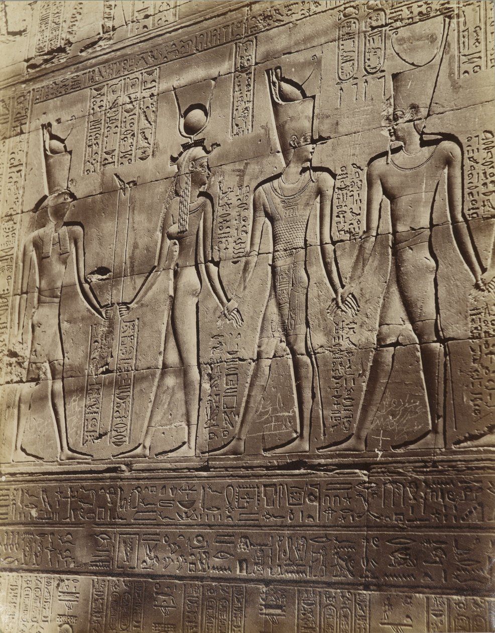 Bajo relieve del Templo en Edfu de Antonio Beato